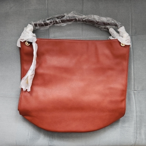 Charming Charlie Zipper Tote Bag Dark Orange With Gold Tone Accents - Picture 2 of 10